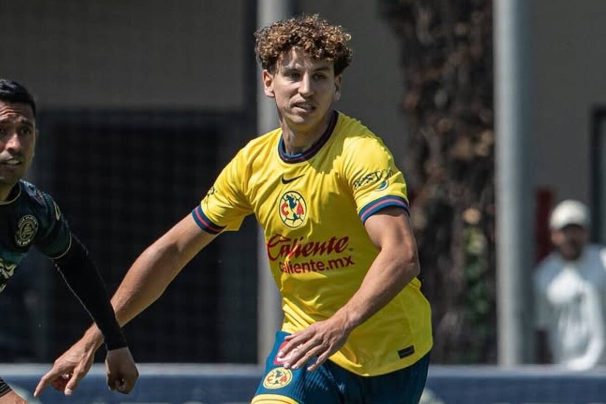 en Club América. Foto: @igorlichnovsky