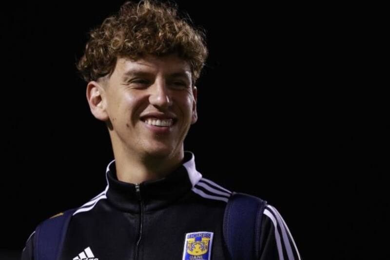 El defensor chileno llega al América en calidad de préstamo, proveniente de Tigres de la UANL.