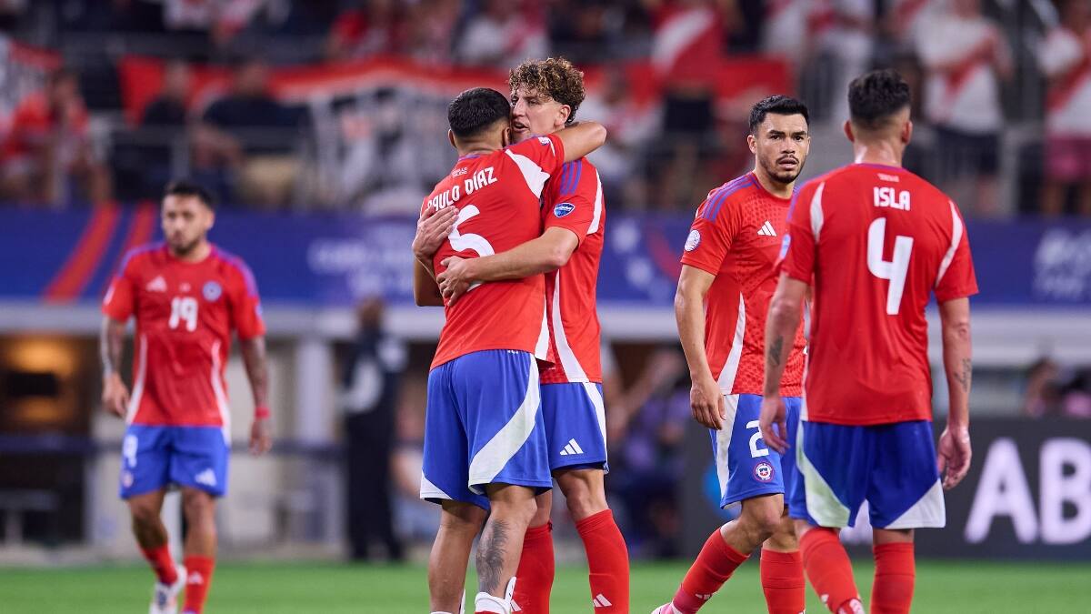 El fichaje soñado de la U que seduce a todos para 2026: “Elegante y mucha experiencia en la Selección”