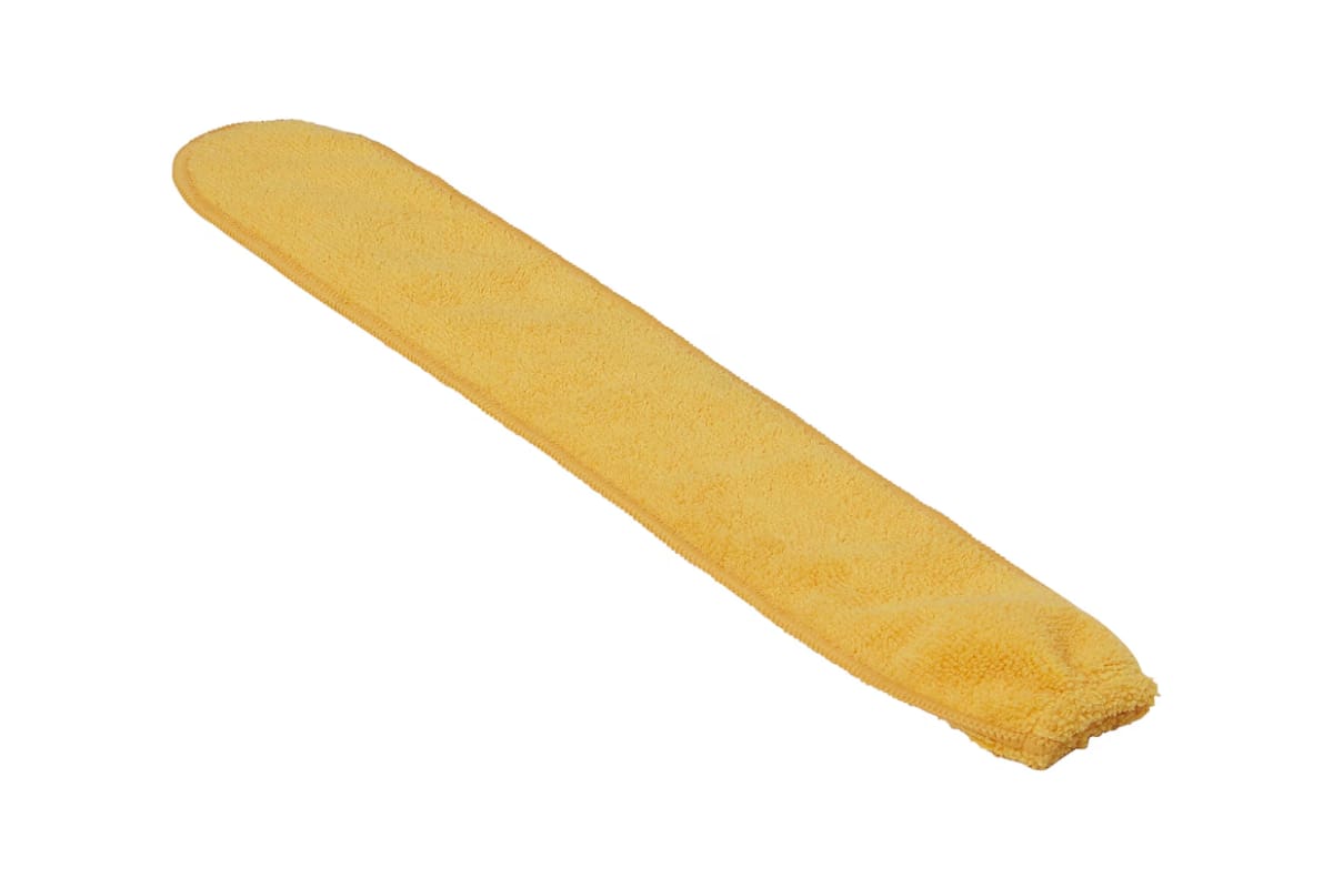Mantén tus espacios libres de polvo con este práctico repuesto de plumero plano.