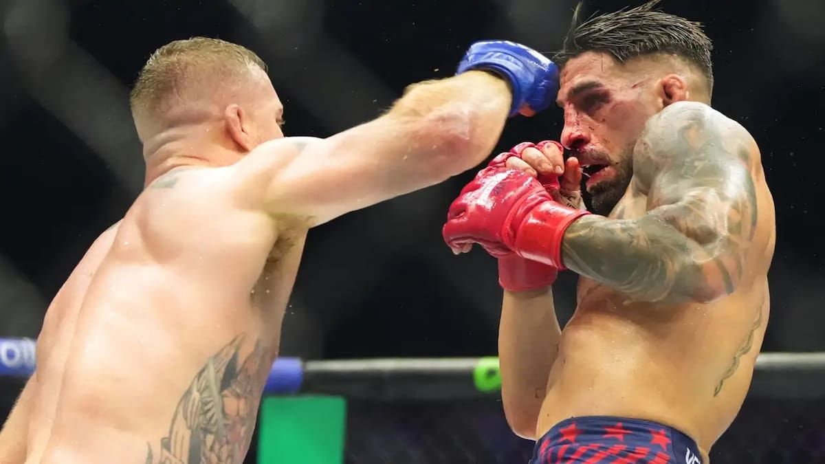 Al hospital en ambulancia: Revelan el preocupante estado de Ilia Topuria tras perder el título de la UFC