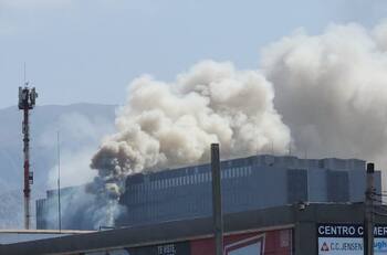 VIDEO | Incendio en Antofagasta afectó Hospital Regional: Apuntan a fallo en el sistema de alarmas