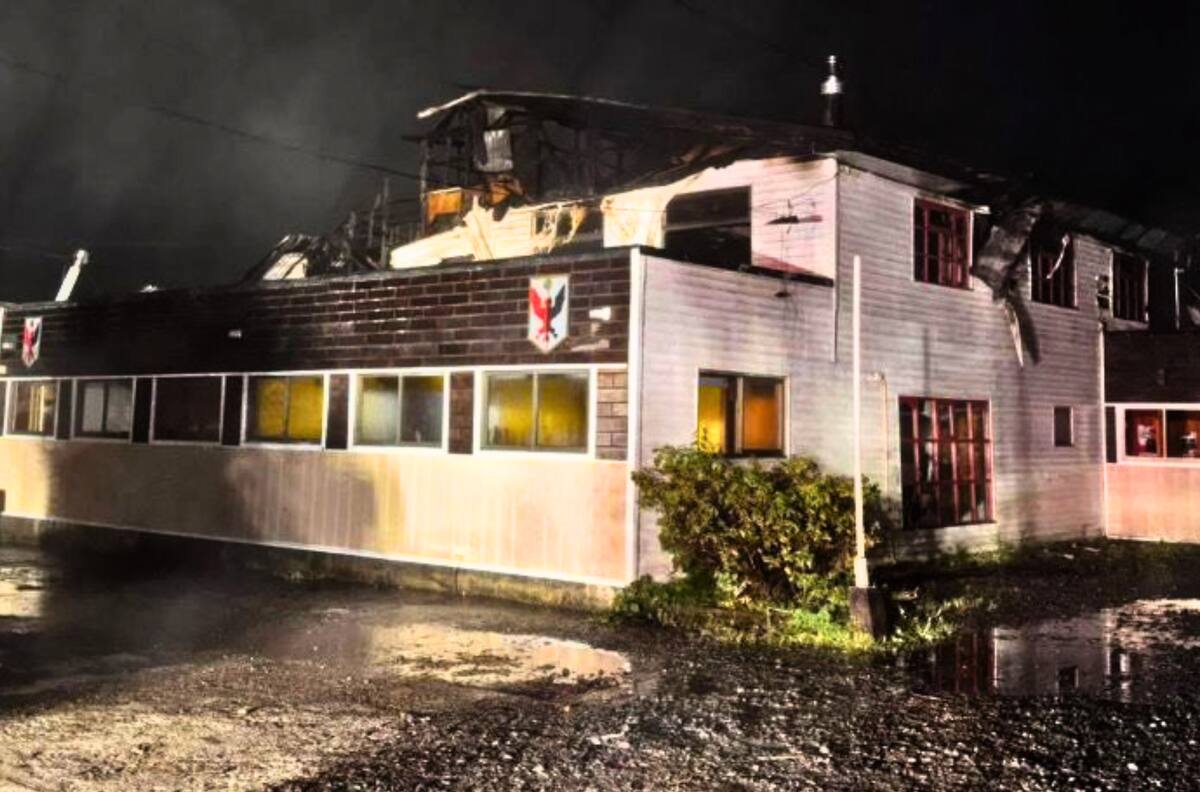 Confirman cierre definitivo de colegio tras incendio y un cuantioso robo: 260 alumnos fueron perjudicados