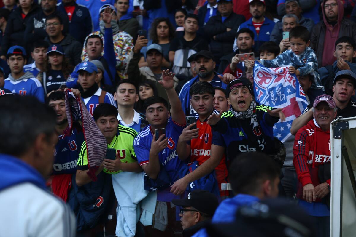 Los incidentes empañaron el Clásico Universitario. Foto: Agencia ADN. Video: ADN.