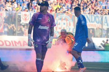 Con graves incidentes: La U le quita impresionante racha a Coquimbo, pero peligra la Copa Libertadores