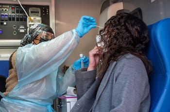 Informe Covid-19: Minsal reportó menos de mil casos nuevos este viernes 14 de abril