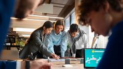 Las 10 mejores universidades para estudiar Ingeniería Comercial en Chile: Sueldos de $3.000.000 y 94% de empleabilidad