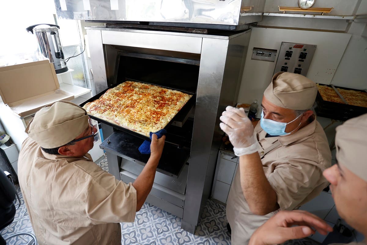 Las y los trabajadores que cumplan las condiciones pueden acceder a los pagos de este beneficio.