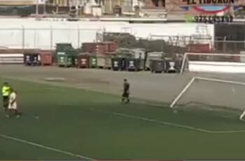 El insólito penal que se vivió en Copa Perú: jugador marcó el gol y lo expulsaron por botar el arco