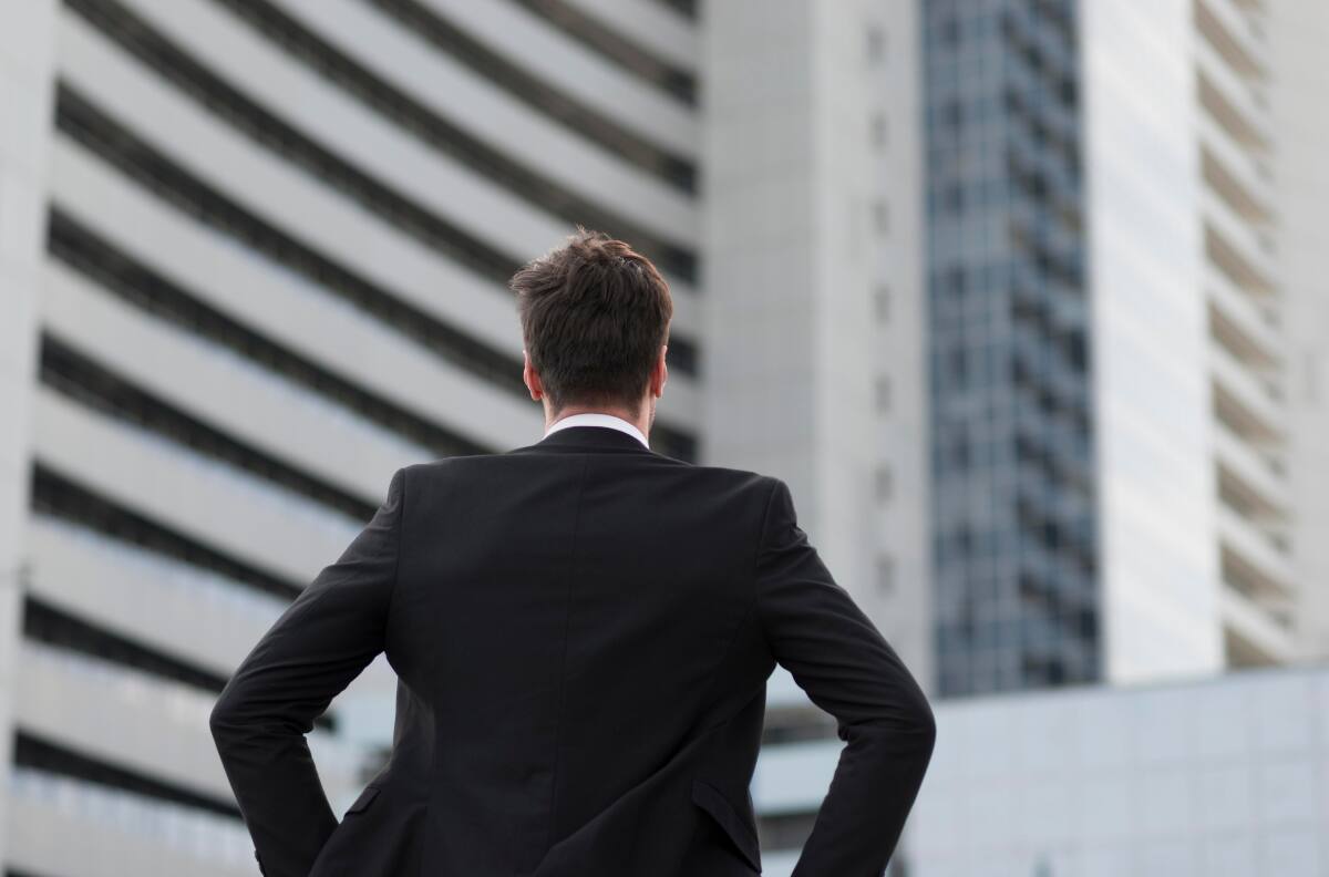 Estos son los 5 signos del zodiaco más aptos para ser los jefes de su trabajo según la IA