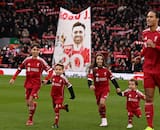 VIDEO | El emocionante homenaje a la familia de Diogo Jota en Inglaterra