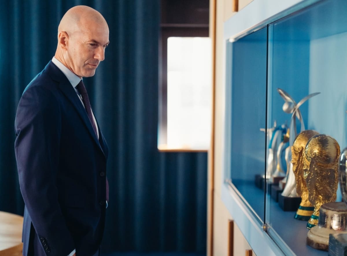 Oficial: Zinedine Zidane es el nuevo DT de Francia.