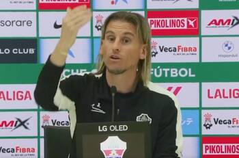 “A mí no me levantes la voz”: El tenso encontrón de Sebastián Beccacece en España