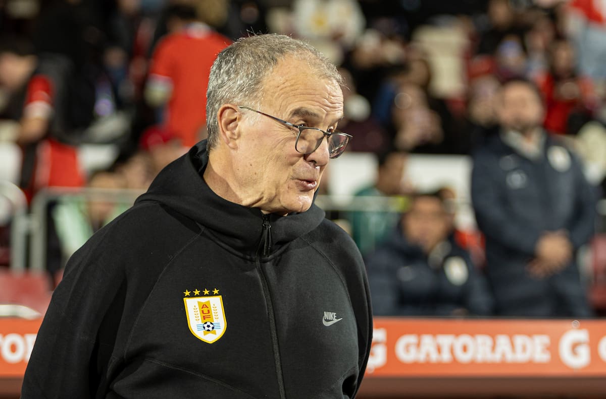 Marcelo Bielsa anuncia su salida de Uruguay a pocas semanas del Mundial: “Voy a agradecer toda la vida”