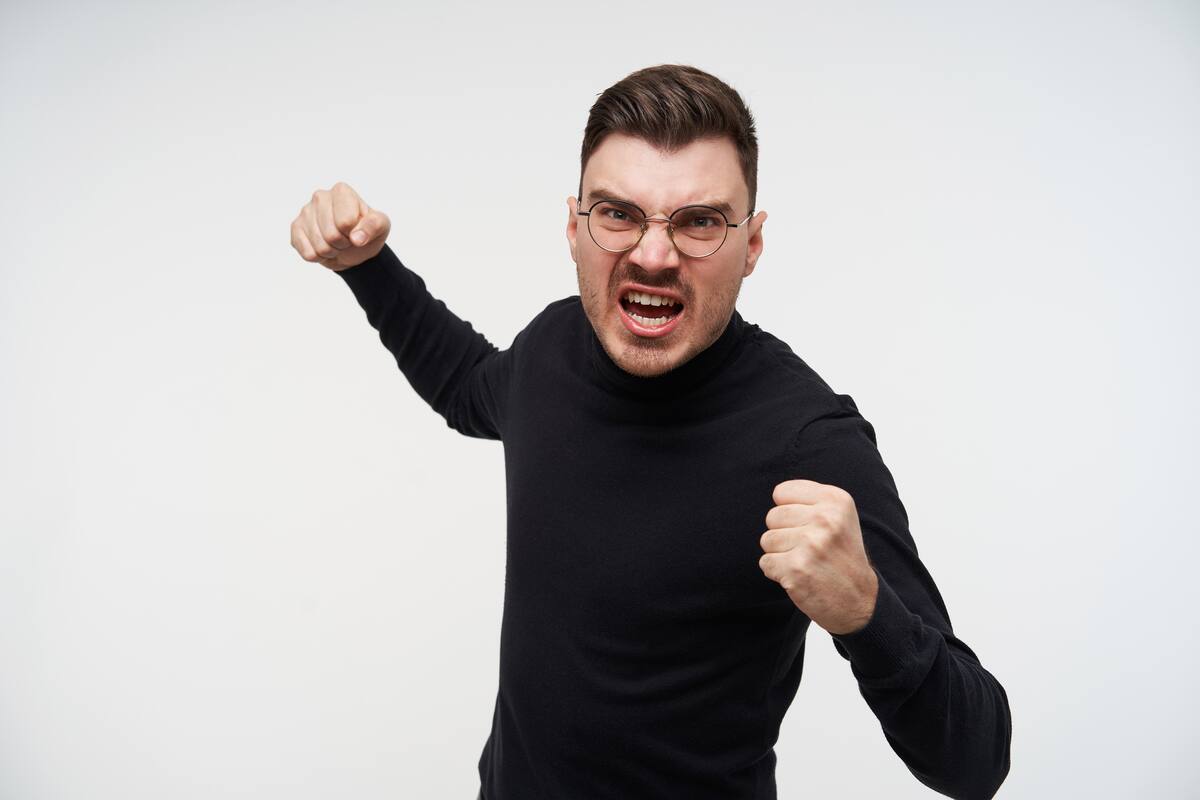 ¿Qué significa soñar que peleas?