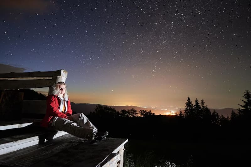 ¿Por qué aparecemos en un universo al que no pertenecemos?