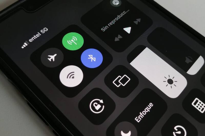 Por ESTA razón tienes que desactivar bien tu Bluetooth.