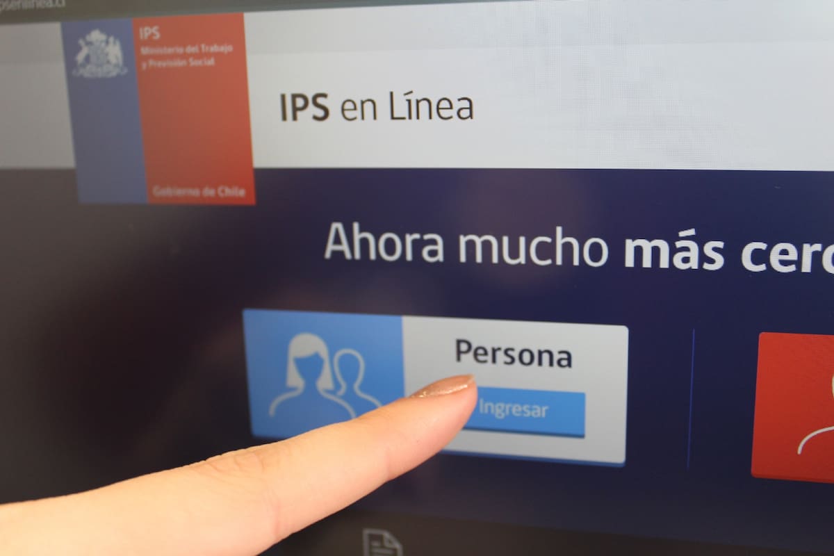 Aprende cómo funciona la plataforma del IPS en Línea. Créditos: En La Hora.