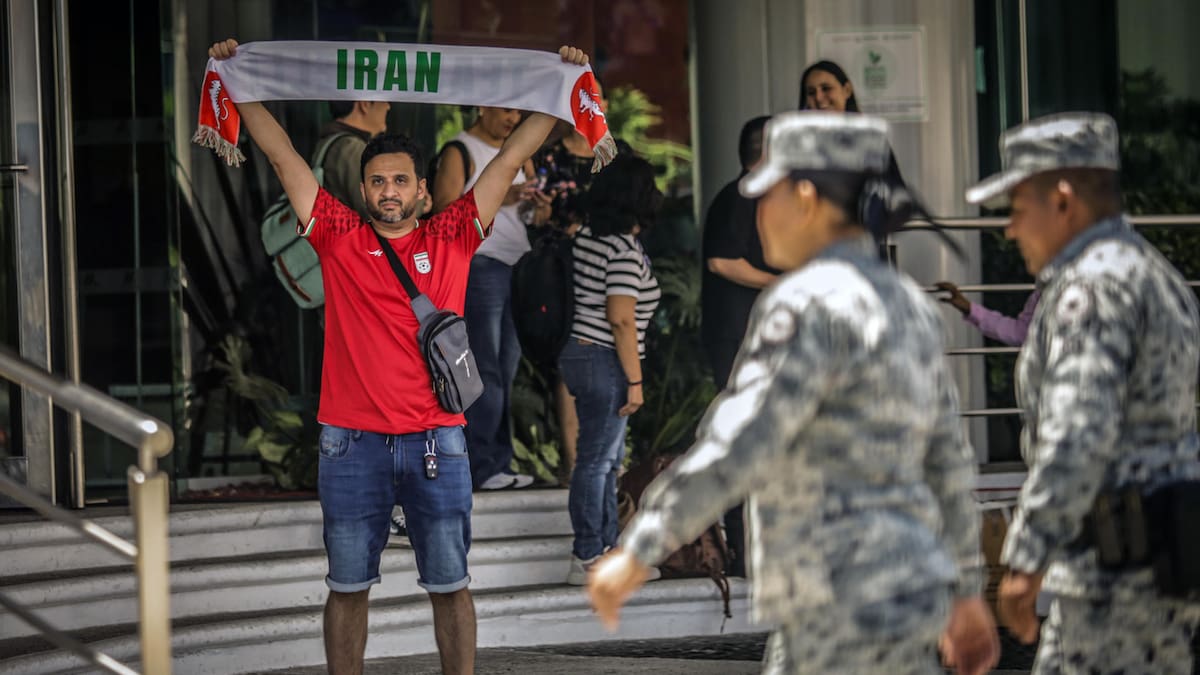 Macabro hallazgo junto a la concentración de Irán: el nuevo capítulo de un Mundial polémico