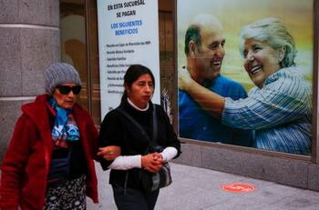 Grupo controlador de Banmédica concretó la venta de su filial peruana: ¿Qué pasará en Chile?