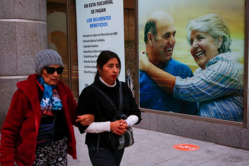 La entidad inició su salida del mercado de la salud en América Latina con la venta de una sucursal.