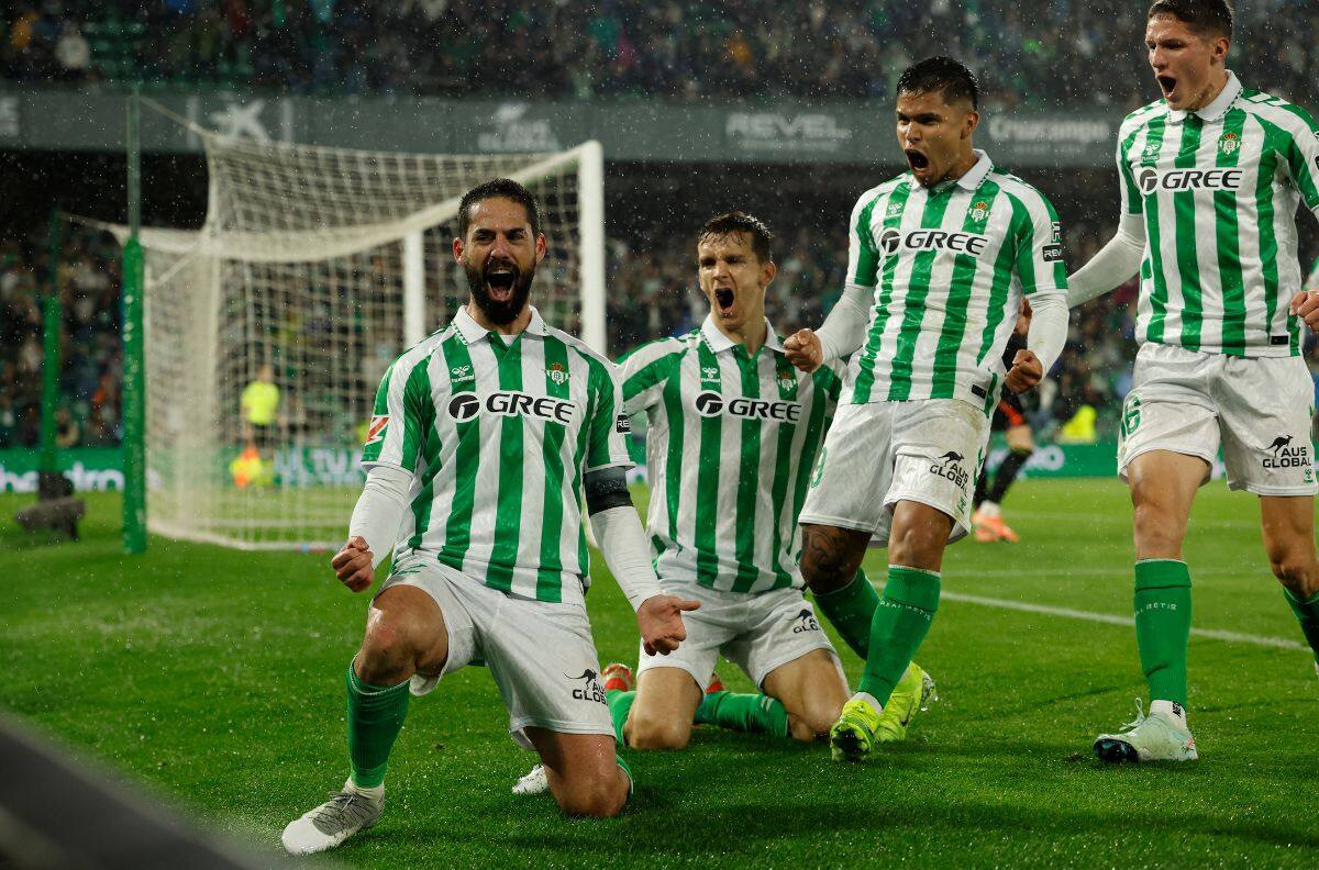 ¿Buena noticia para Manuel Pellegrini? Figura del Betis queda fuera de la nómina de España