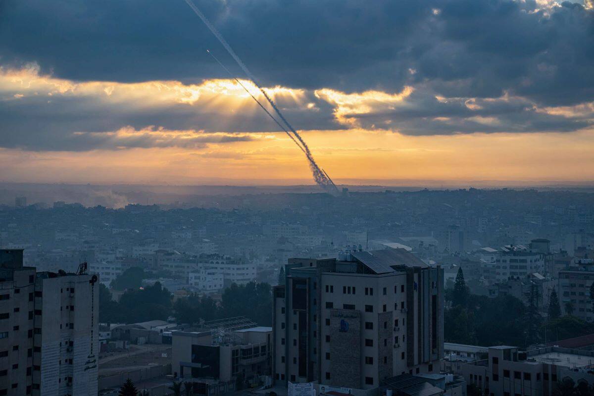 El bombardeo dejó al menos 22 personas muertas y alrededor de 300 heridas.