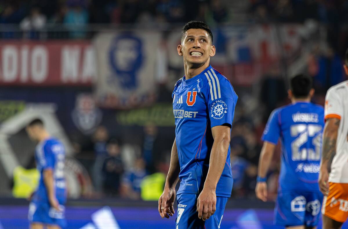 La U recupera a Israel Poblete y será opción en la revancha ante Alianza Lima