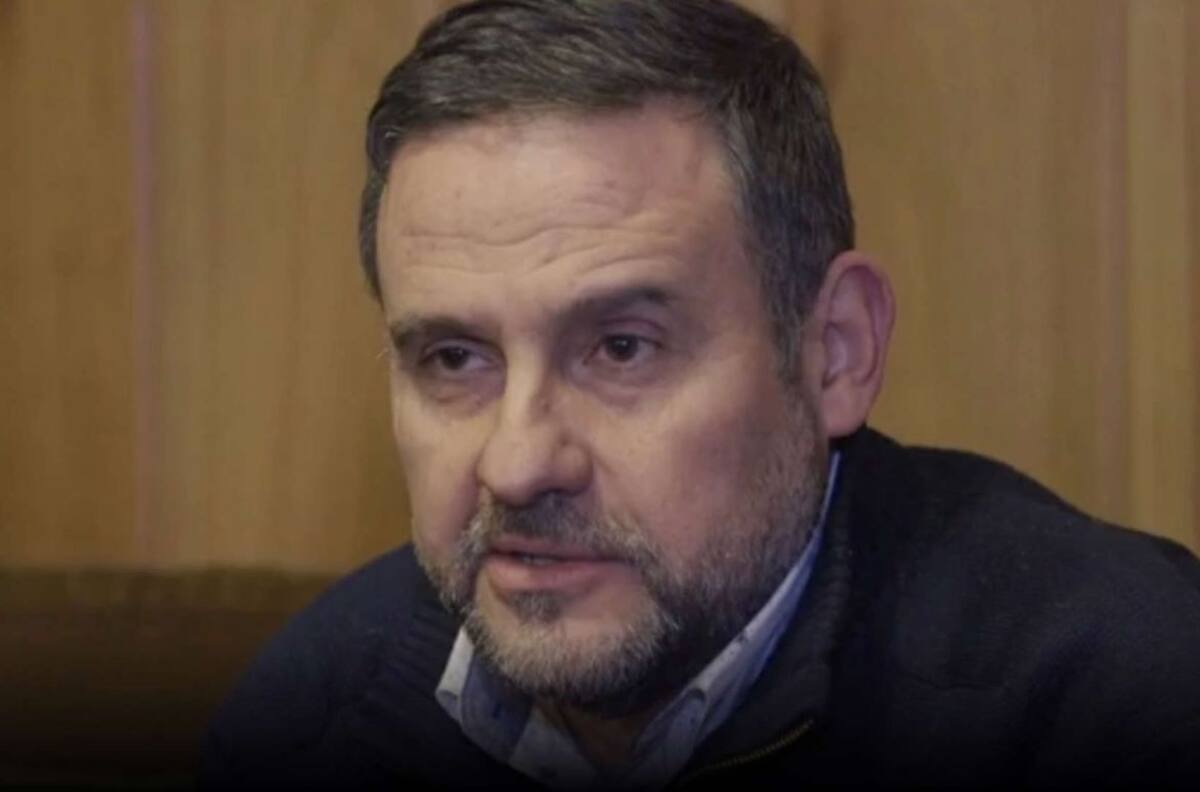 Padre de Martín Pradenas detenido tras ser acusado de abuso sexual a menor de edad