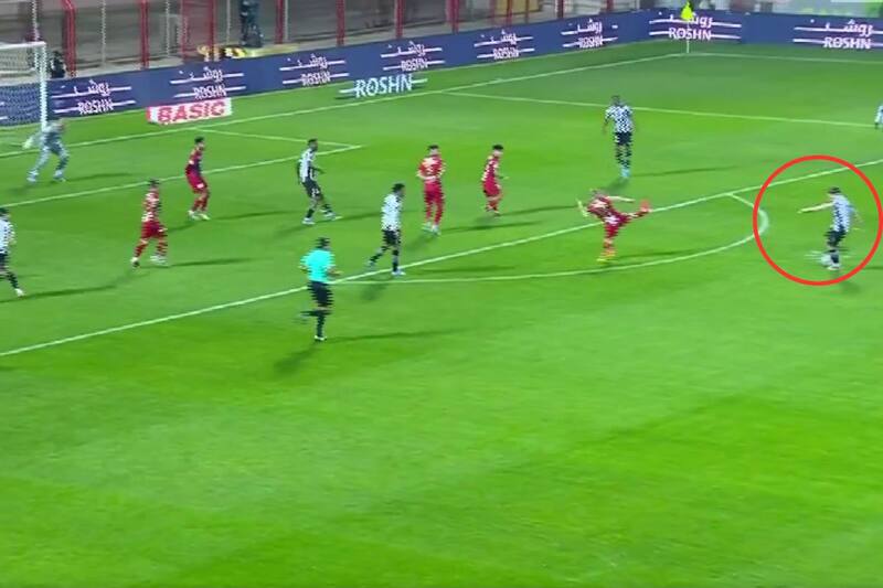 marcó un golazo en su debut con el Al-Shabab.