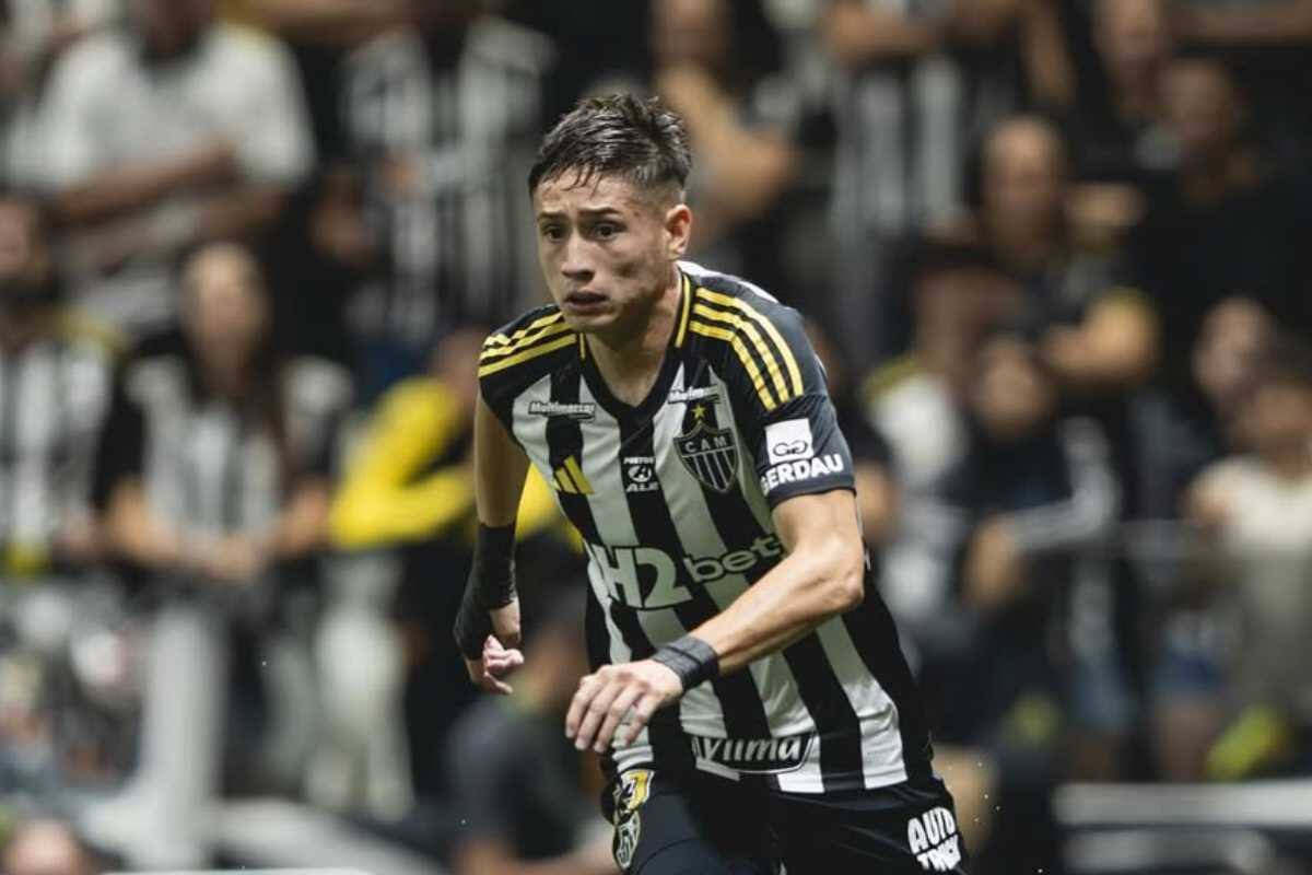 Espera ser titular y convencer a Jorge Sampaoli. Foto: @ivanroman_3