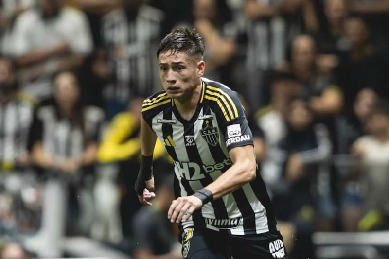 Puede ser campeón con el Mineiro. Foto: @ivanroman_3