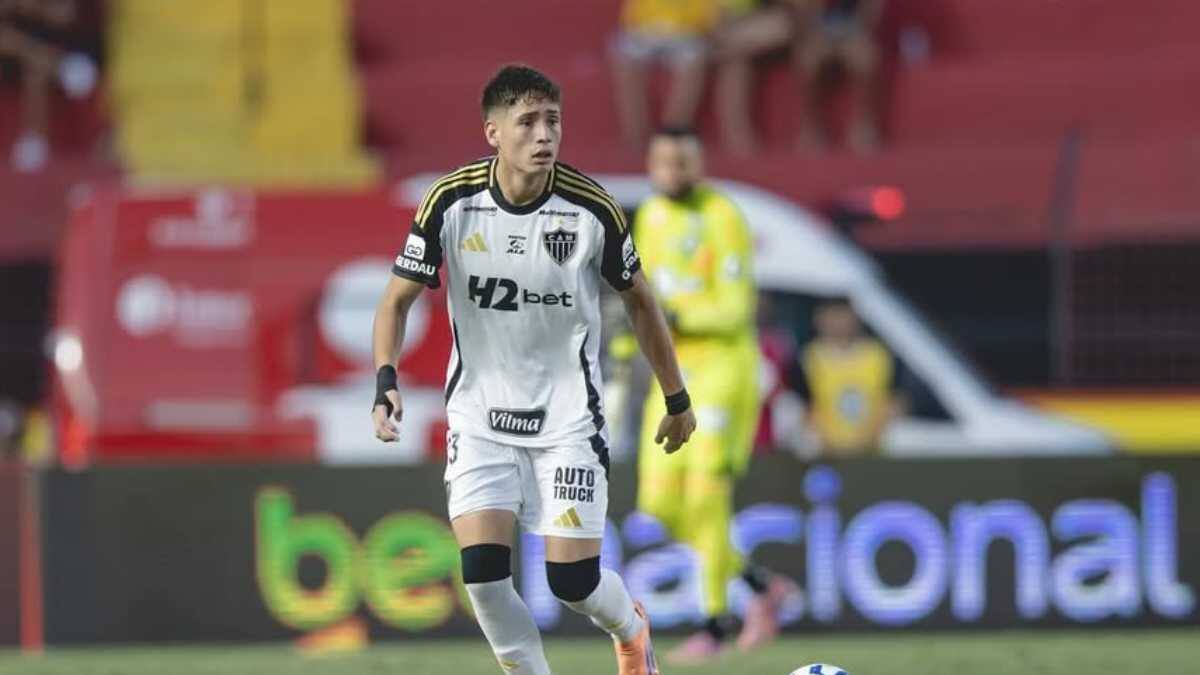 Nicolás Córdova puede dejar a Iván Román sin final de Copa Sudamericana