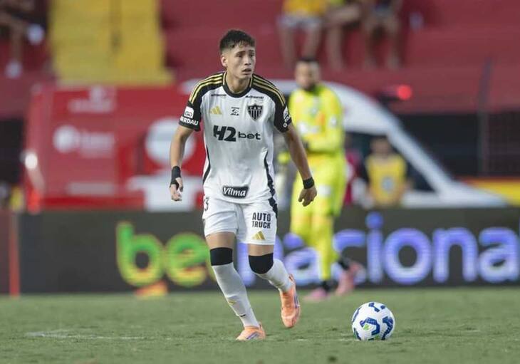 Nicolás Córdova puede dejar a Iván Román sin final de Copa Sudamericana