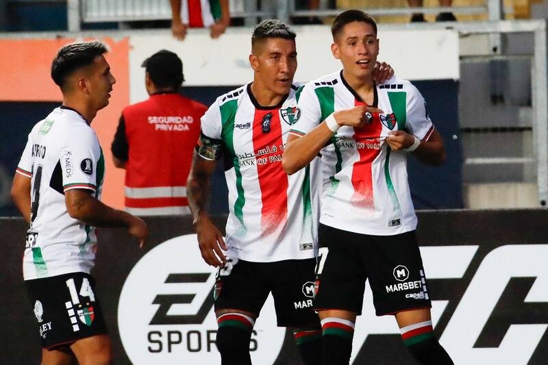 Iván Román anota para Palestino en Copa Libertadores. Agencia Aton
