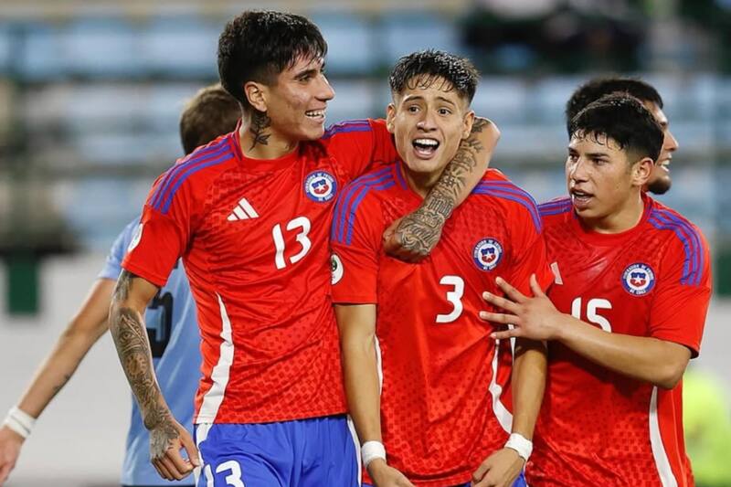 El jugador de Palestino anotó el gol del empate frente a Uruguay. Foto: @laroja.