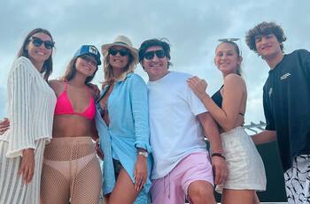 Paseando en yate: Las lujosas vacaciones de Iván Zamorano, María Alberó y Pampita