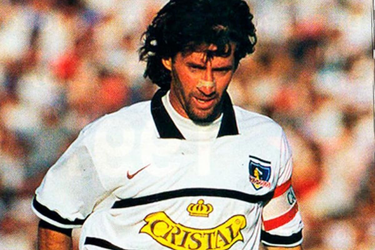 El "Hueso" en el Colo Colo de 1997.