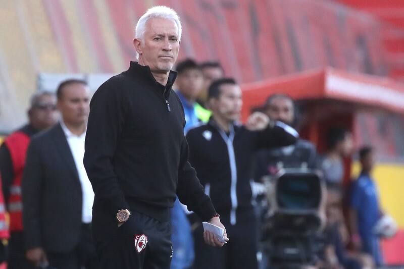 Ivo Basay respira en Copiapó