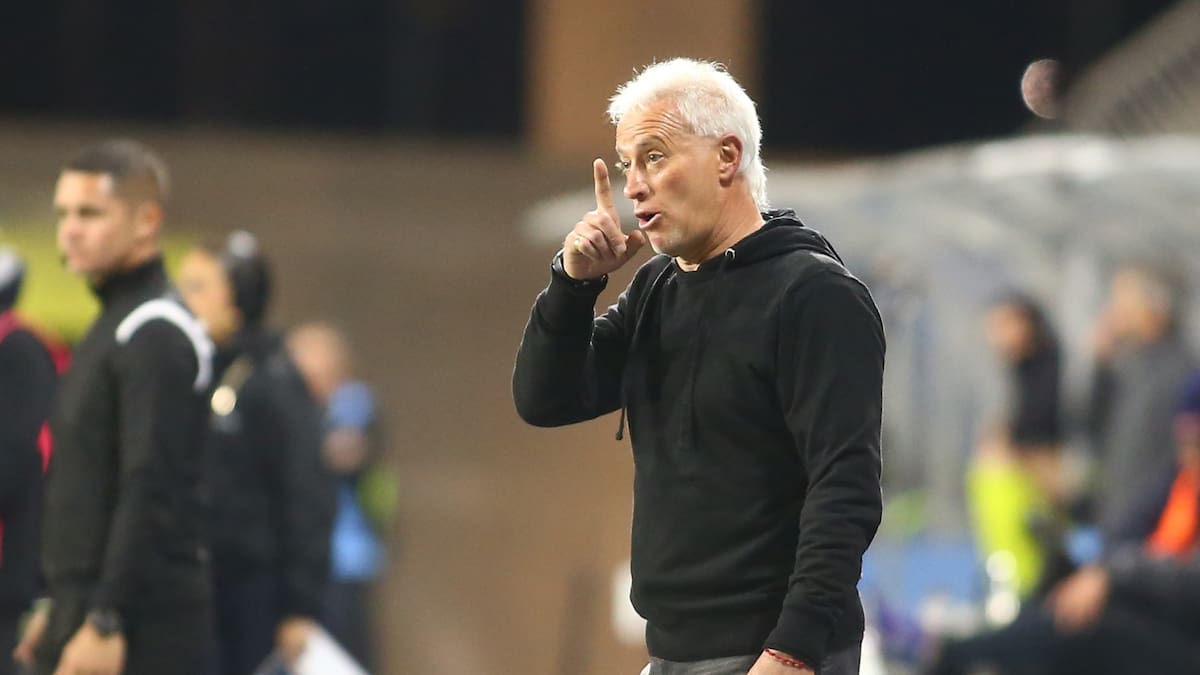 Ivo Basay muy cerca de volver a dirigir en el fútbol chileno