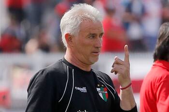 INAF quiere apostar por "técnicos en práctica" en el fútbol chileno