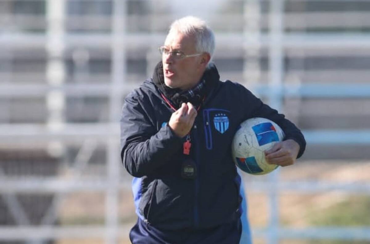 “Descendió” a Copiapó y puede repetir el plato con Magallanes: El mal presente de Ivo Basay