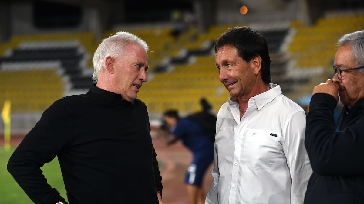 Peleas, castigos y números rojos: las semanas del terror para Ivo Basay y Fernando Díaz en el fútbol chileno