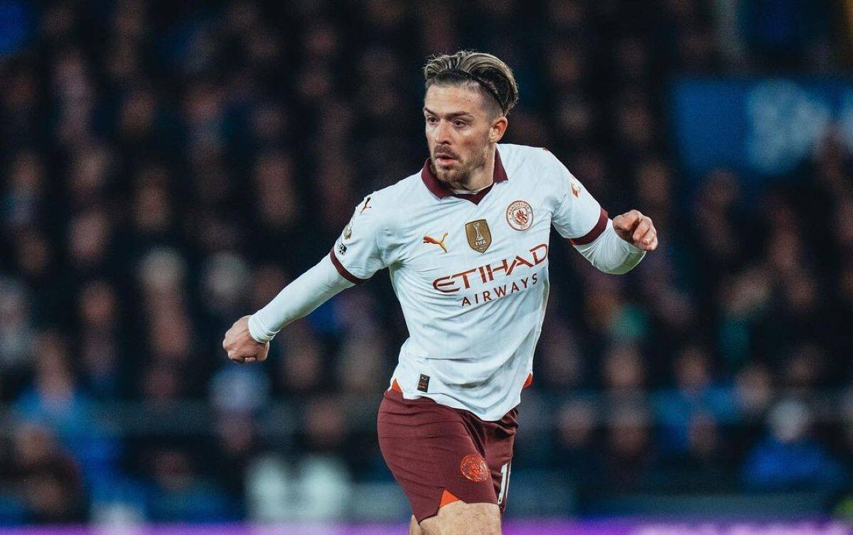 Jack Grealish en el partido de Manchester City vs Everton