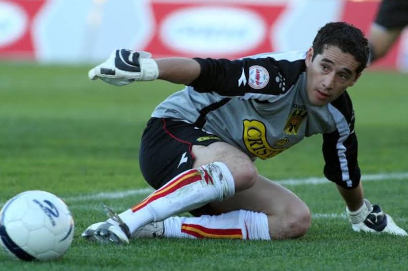 El ex portero, tras dejar el fútbol, ahora se dedica a la venta de paltas. Foto: Agencia ATON.