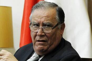 ¿Quién es Jaime Campos, el exministro de Bachelet que se negó a cerrar Punta Peuco?