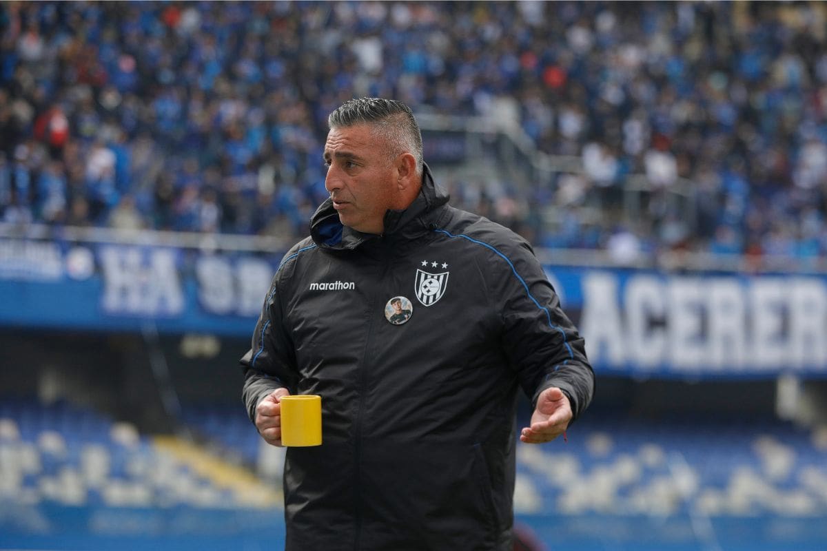 El entrenador de Huachipato reconoció la derrota ante Deportes Concepción. Foto: Agencia Aton.