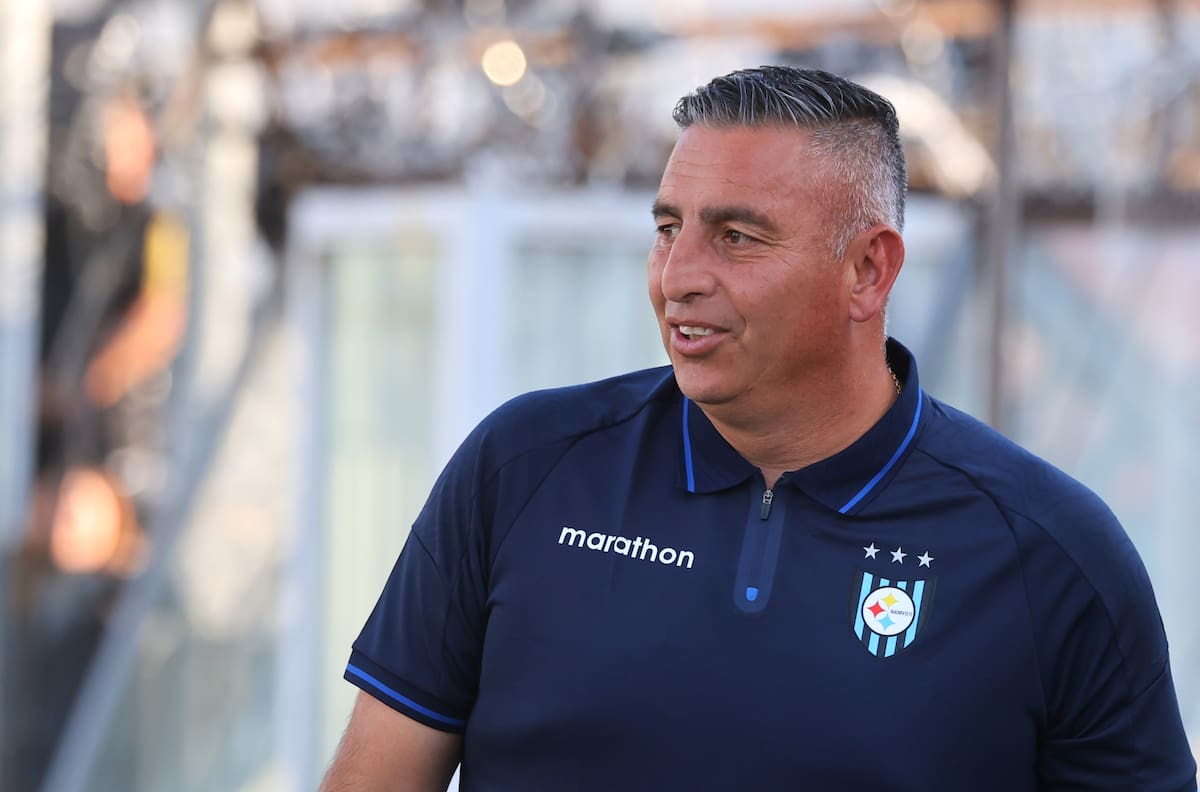 Jaime García se aferra a la banca de Huachipato tras caer ante Colo Colo: “Esto me motiva a seguir”