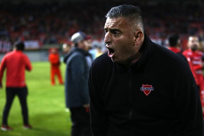 en partido de Ñublense en la temporada 2022.