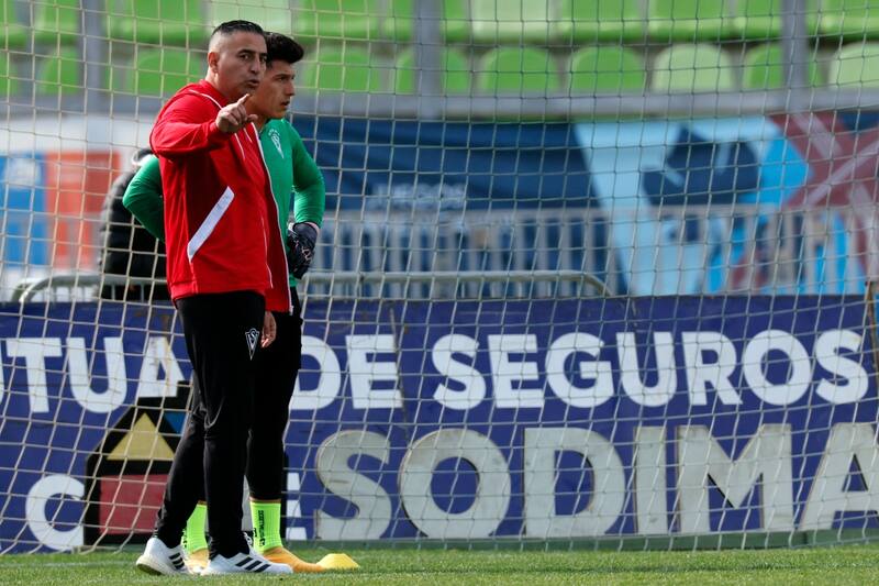, entrenador de Santiago Wanderers. Foto: Agencia Aton.